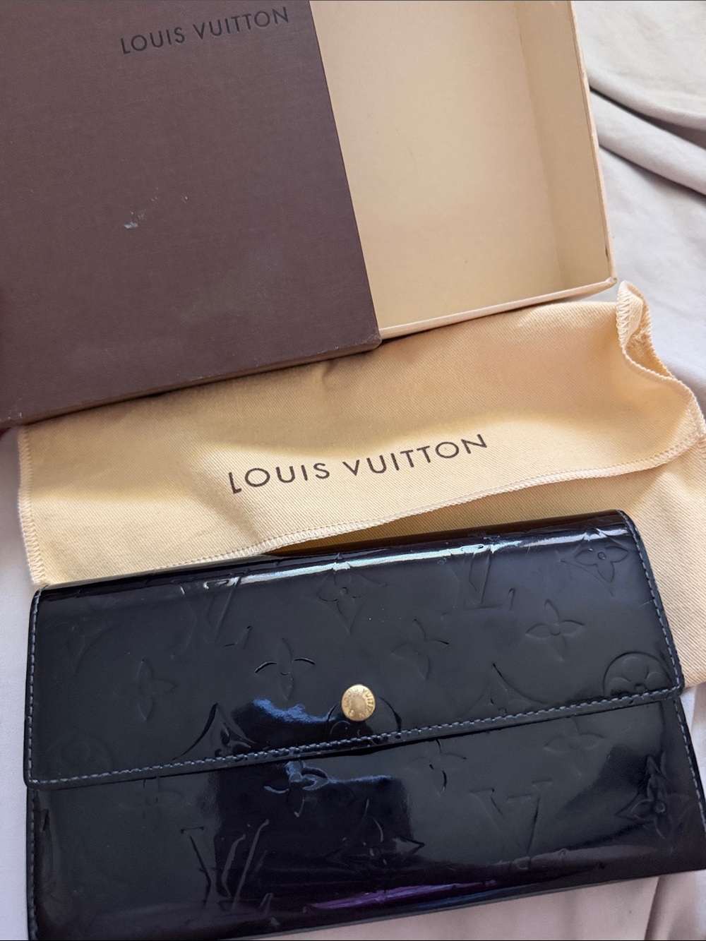 Louis Vuitton Black Vernis Monogram wallet
